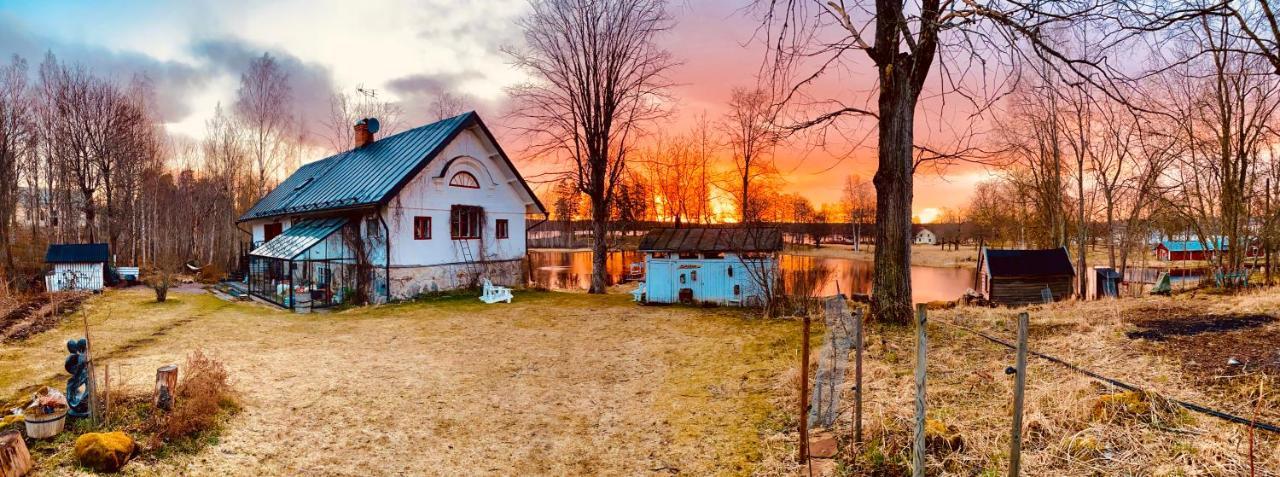 Romantic Spa Villa With Fireplace By The Lake Stjarnsund Экстерьер фото