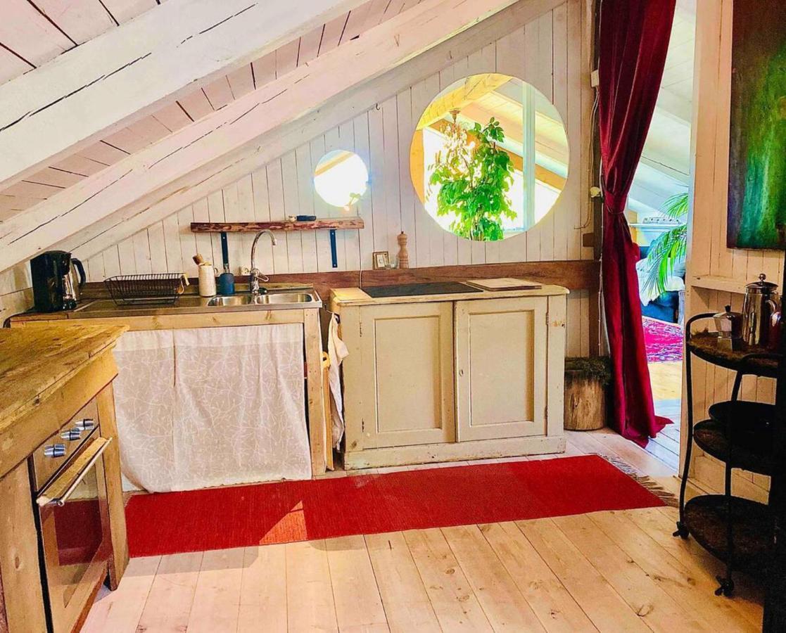 Romantic Spa Villa With Fireplace By The Lake Stjarnsund Экстерьер фото